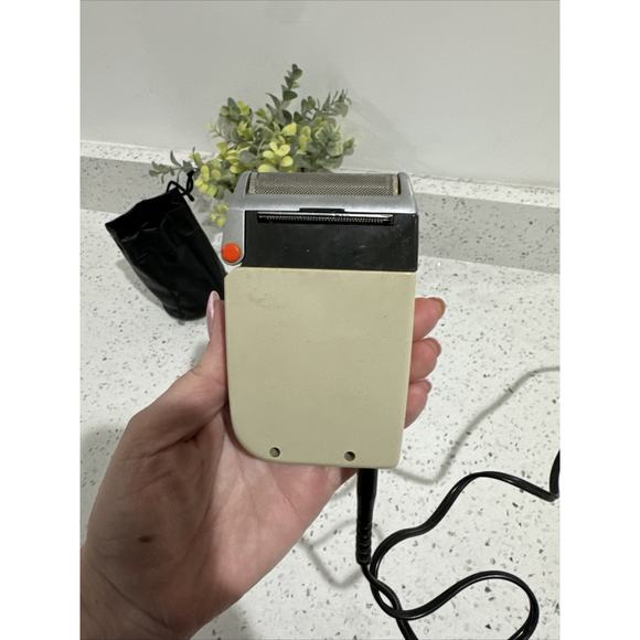 Vintage Schick Electric Shaver Model 300 w/Cord Made In Germany Tested Works - Picture 5 of 6